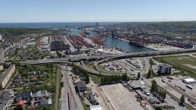 Rozwój Portu Gdynia w kierunku Smart Port - GospodarkaMorska.pl