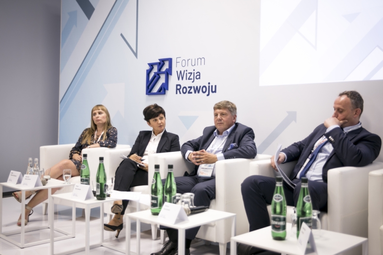Zmiana terminu III edycji Forum Wizja Rozwoju w Gdyni - GospodarkaMorska.pl