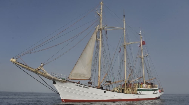 IV Żeglarska Parada Świętojańska - GospodarkaMorska.pl