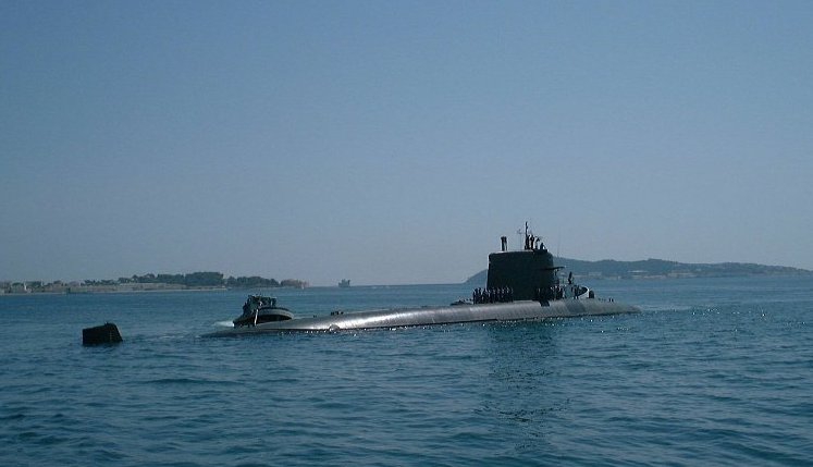 Francja: Opanowano pożar na okręcie podwodnym o napędzie nuklearnym - GospodarkaMorska.pl