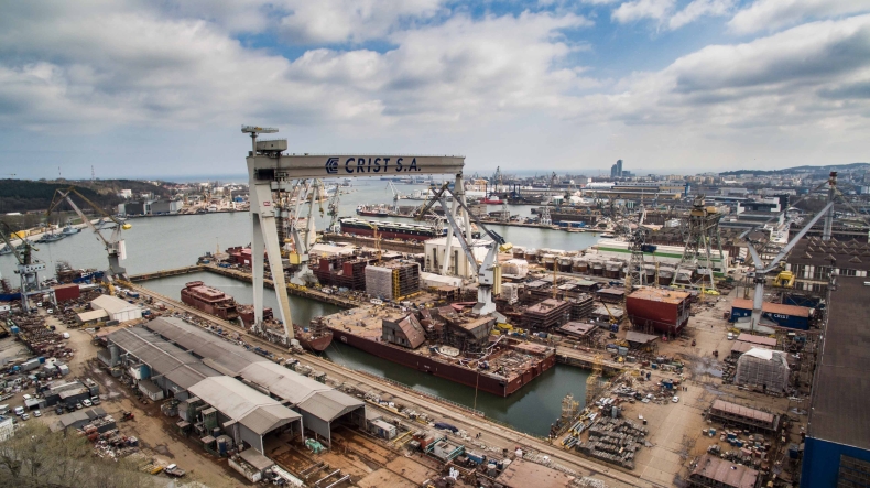 Wodowanie megabloku wycieczkowca MSC Grandiosa w stoczni CRIST - GospodarkaMorska.pl