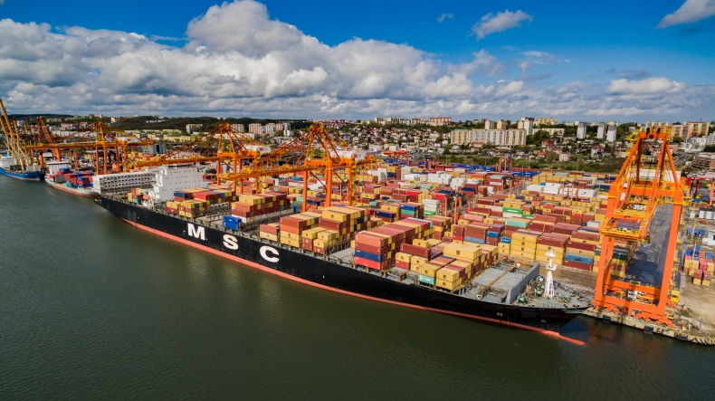 MSC Paris - jeden z największych kontenerowców w historii Portu Gdynia - GospodarkaMorska.pl