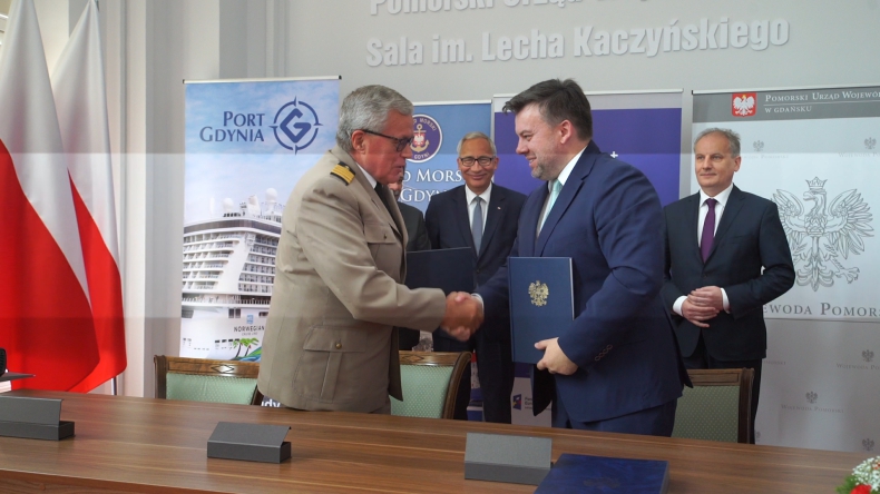 Unijne dofinansowanie dla Portu Gdynia i Portu Gdańsk - podpisanie umowy - GospodarkaMorska.pl