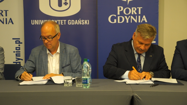 Podpisanie umowy środowiskowej dla realizacji Portu Zewnętrznego w Gdyni - GospodarkaMorska.pl