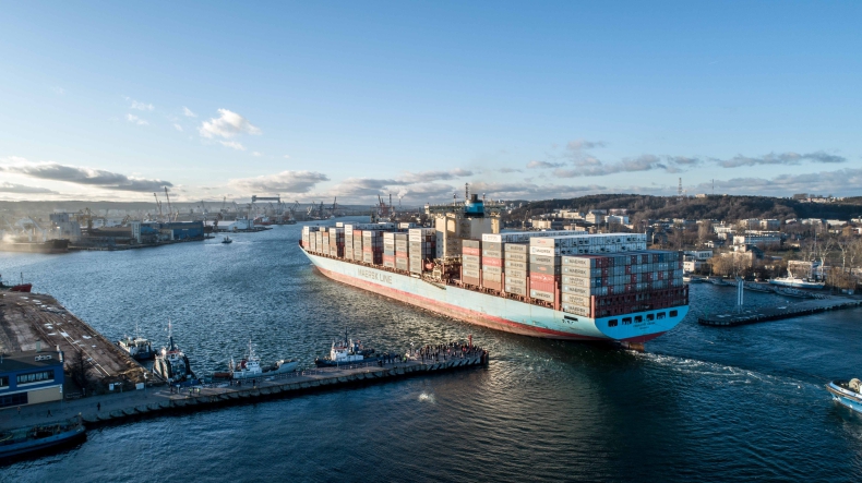 Zobacz Charlotte Maersk, najdłuższy kontenerowiec w historii Portu Gdynia - GospodarkaMorska.pl