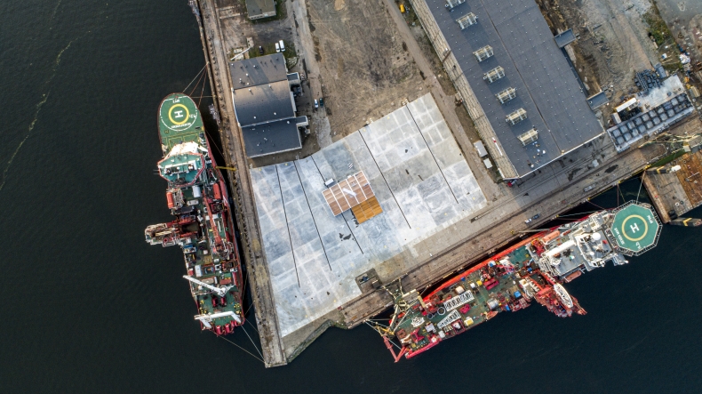 Tak zmienia się Wyspa Ostrów w Gdańsku. Zobacz nowoczesną płytę montażową i halę - GospodarkaMorska.pl