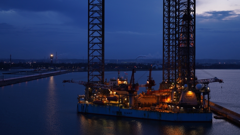 GIANT – największa platforma LOTOS Petrobaltic – w Porcie Gdańsk - GospodarkaMorska.pl