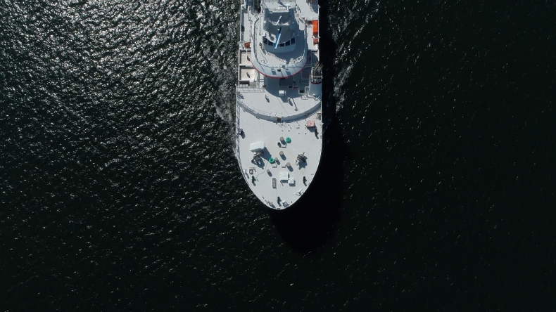 Żegluga pod okiem satelity - GospodarkaMorska.pl