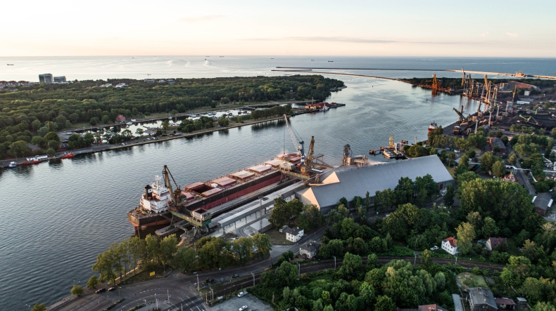 W gospodarce morskiej trwają inwestycje warte prawie 10 mld zł - GospodarkaMorska.pl