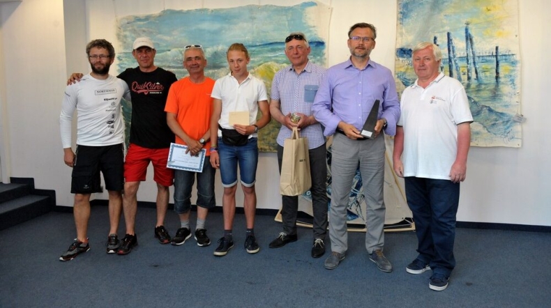 Bałtycki Śledź dotarł na metę – zwycięzcy odebrali nagrody - GospodarkaMorska.pl