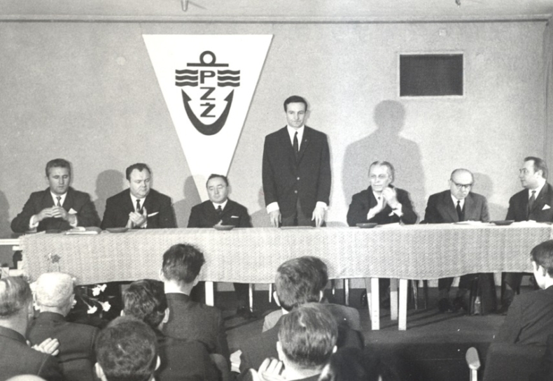 Wiesław Rogala odszedł na wieczną wachtę - GospodarkaMorska.pl