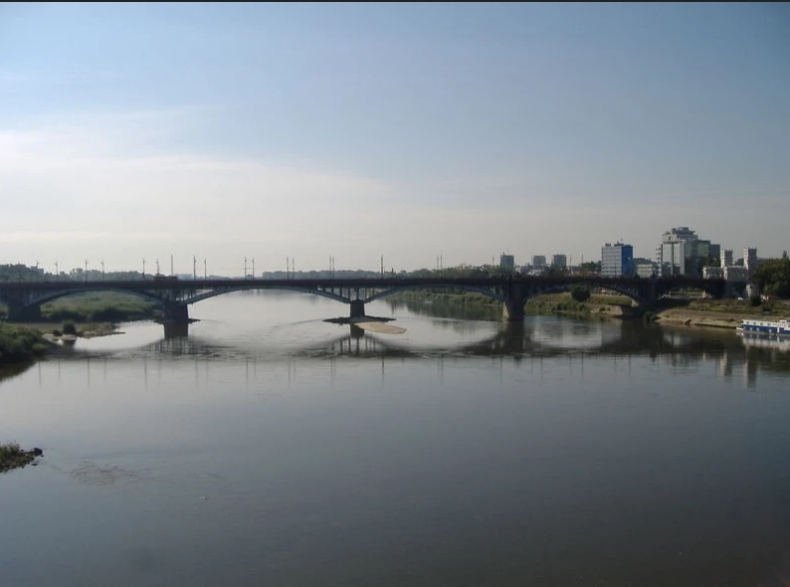 Wody Polskie: fala wezbraniowa na Wiśle w Warszawie w niedzielę - GospodarkaMorska.pl