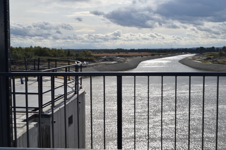 Nowy zbiornik przeciwpowodziowy w Raciborzu zabezpieczy przed żywiołem 2,5 mln osób z południa Polski. Tego typu inwestycji będzie coraz więcej - GospodarkaMorska.pl