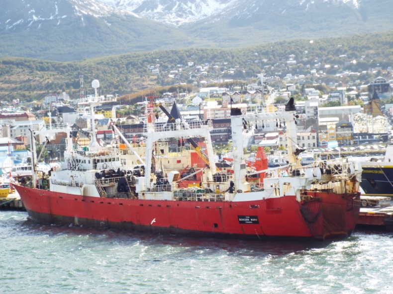 Tajemnicza sprawa marynarzy zarażonych COVID-19 po 35 dniach na morzu - GospodarkaMorska.pl