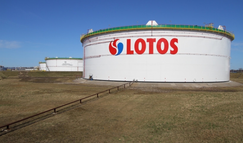 Gdańsk: Politycy KO i samorządowcy sprzeciwiają się fuzji Lotosu z PKN Orlen - GospodarkaMorska.pl