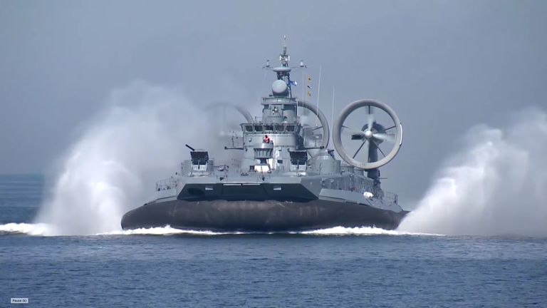 Śmiercionośny rosyjski poduszkowiec [wideo] - GospodarkaMorska.pl