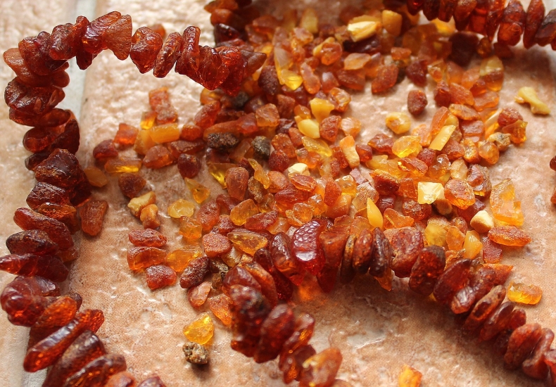 Na terenie przekopu Mierzei prawdopodobnie znajduje się 6,9 ton bursztynu, nie dotarto jeszcze do złoża - GospodarkaMorska.pl