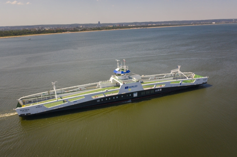 Ostatni z serii hybrydowy prom dla Norled został zwodowany - GospodarkaMorska.pl