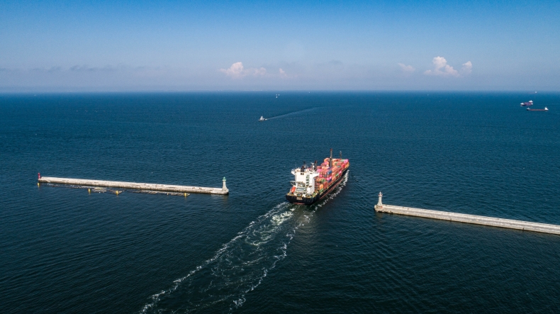 Kryzys COVID-19 przyspiesza cyfryzację transportu morskiego - GospodarkaMorska.pl