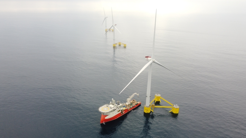 Pierwsza pływająca farma wiatrowa w Europie kontynentalnej jest już w pełni operacyjna - GospodarkaMorska.pl