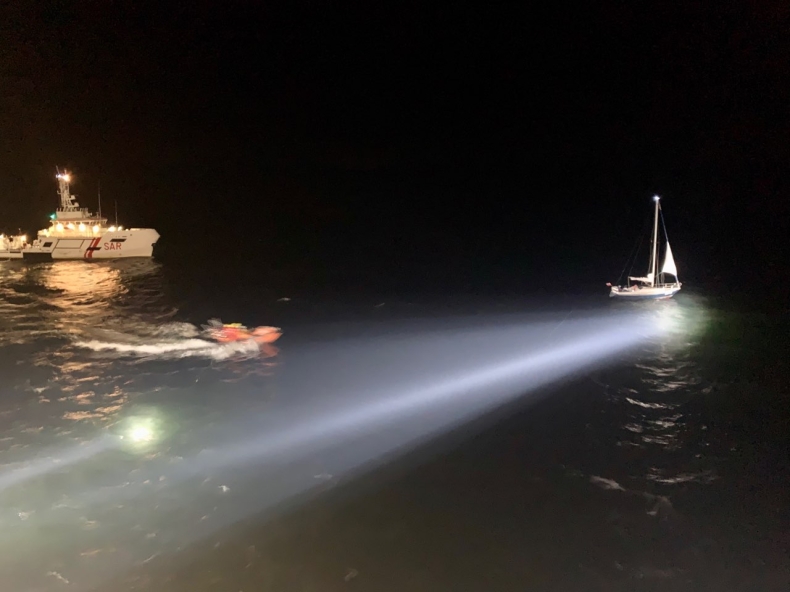 ZODIAK II w nocnej akcji ratunkowej na Zatoce Gdańskiej - GospodarkaMorska.pl