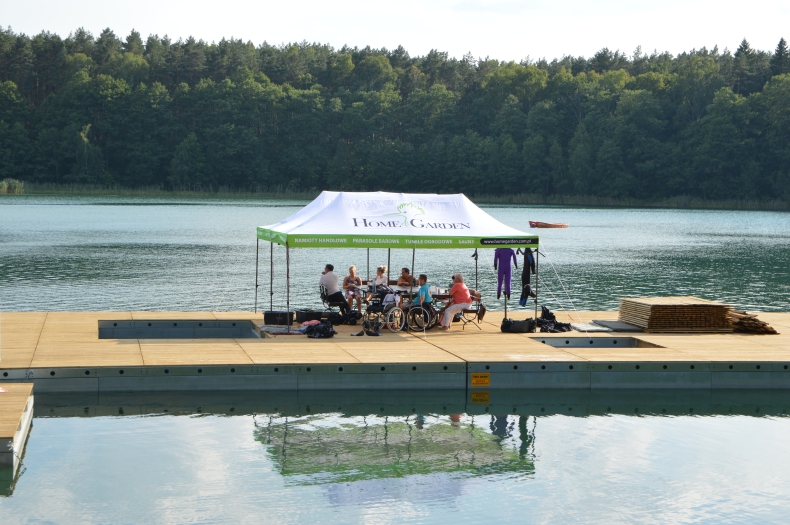 W Pile powstała platforma do nurkowania dla niepełnosprawnych - GospodarkaMorska.pl