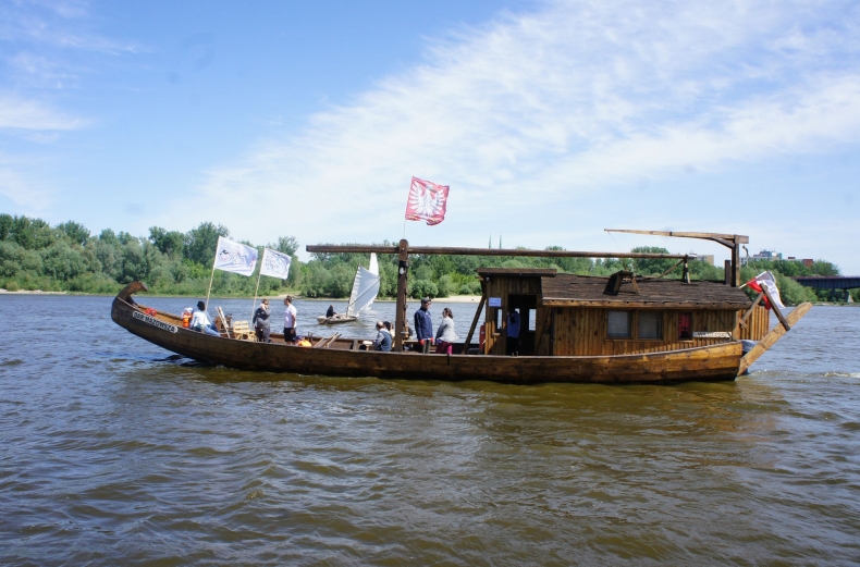 Uroczysty rejs pod hasłem - Wisła, godzina W - GospodarkaMorska.pl
