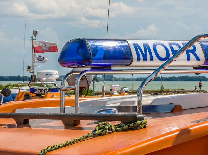 MOPR apeluje o przestrzeganie zasad bezpieczeństwa; utonął żeglarz bez kamizelki - GospodarkaMorska.pl