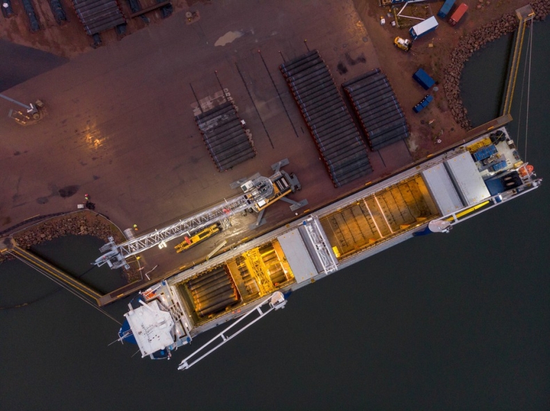 Amerykańscy senatorzy ostrzegli niemiecką spółkę portową, by nie wspierała budowy Nord Stream 2 - GospodarkaMorska.pl