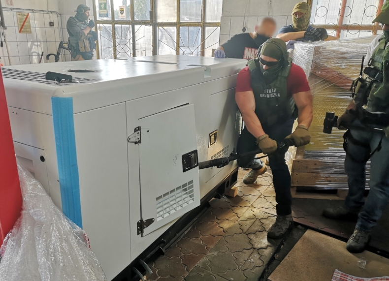 Morski Oddział Straży Granicznej przechwycił prawie 59 kg marihuany (wideo) - GospodarkaMorska.pl