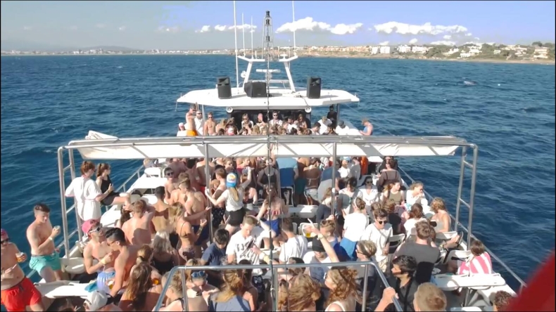 W Hiszpanii zakaz zabaw na statkach i łodziach - GospodarkaMorska.pl