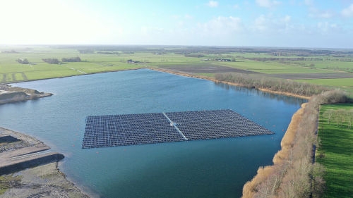 Pływające farmy słoneczne - nowoczesna i ekologiczna energia - GospodarkaMorska.pl