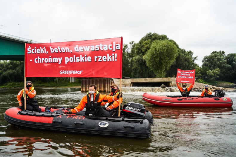 Protest Greenpeace na Wiśle - GospodarkaMorska.pl