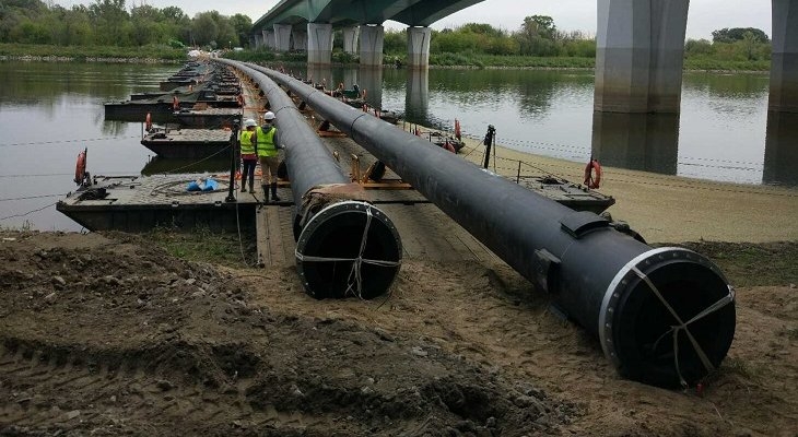 Szef MGMiŻŚ nieodpłatnie przekaże Warszawie rury do awaryjnego przesyłu - GospodarkaMorska.pl