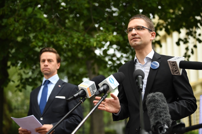 Konfederacja apeluje do rządu, by nie wprowadzać kolejnego lockdownu - GospodarkaMorska.pl