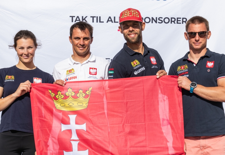 Polskie załogi w klasach 49er i 49erFX na podium regat Aarhus Olympic Week - GospodarkaMorska.pl