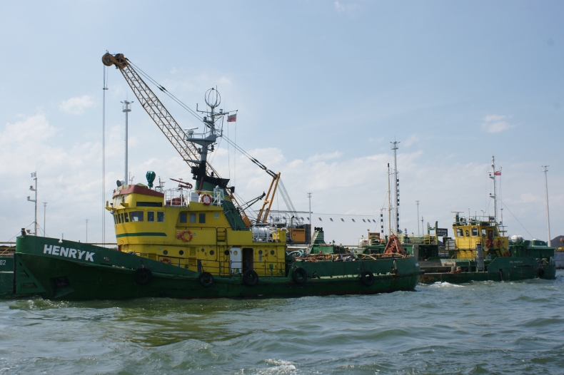 Przetarg na sprzedaż  holownika Henryk  - GospodarkaMorska.pl