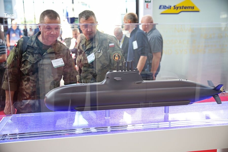 Wojskowe wynalazki w Salonie Przemysłu Obronnego - GospodarkaMorska.pl