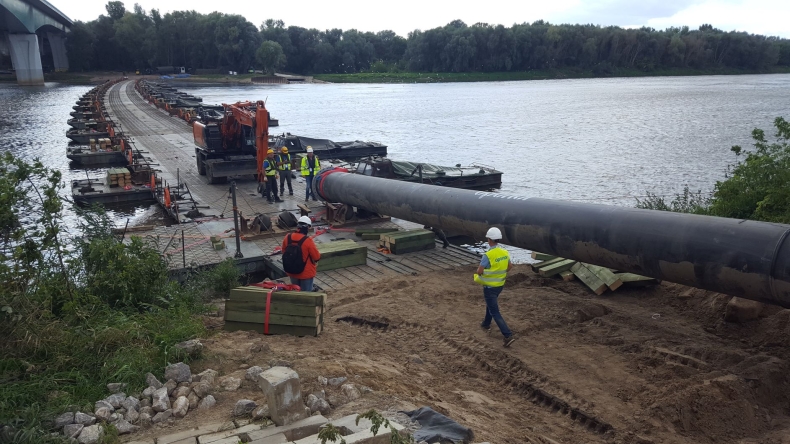 Rurociągi przesyłające ścieki do „Czajki” zbudowane z nieodpowiednich materiałów (wywiad z ekspertem) - GospodarkaMorska.pl