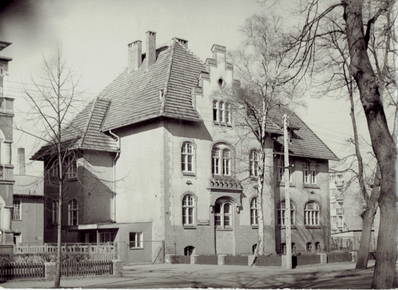 Stulecie Administracji Morskiej RP (wideo) - GospodarkaMorska.pl