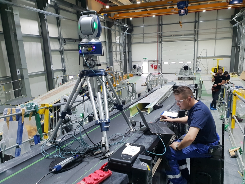 Lekarstwo na kryzys? Praca! - GospodarkaMorska.pl