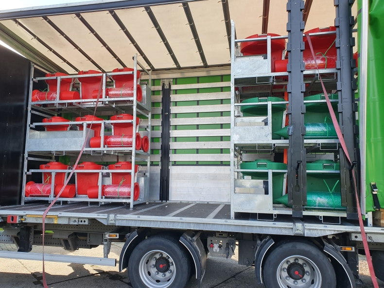 Modernizujemy oznakowanie nawigacyjne. Inwestycje Wód Polskich w Szczecinie - GospodarkaMorska.pl