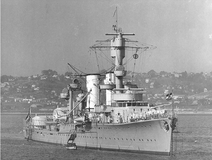 Polacy odnaleźli wrak okrętu Karlsruhe - GospodarkaMorska.pl