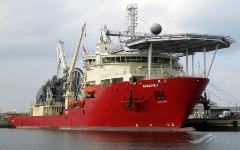 Do Szczecina zawinie nietypowa jednostka. Armator wyłączy ją z eksploatacji? - GospodarkaMorska.pl