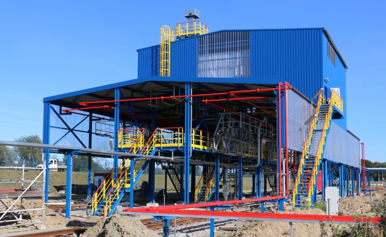 Nowy nalewak w rafinerii LOTOSU obsłuży 120 cystern na dobę - GospodarkaMorska.pl