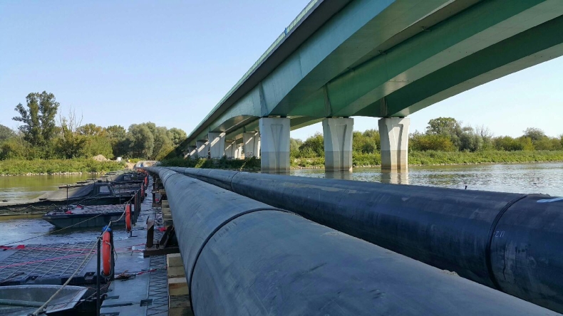 Trzaskowski: jutro możliwa decyzja ws. rozbiórki mostu pontonowego - GospodarkaMorska.pl