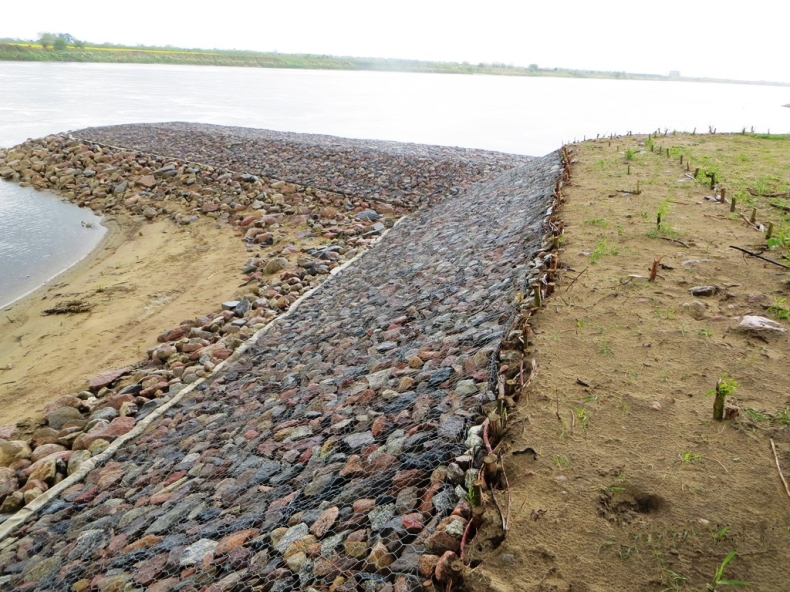 Prezes Wód Polskich: sytuacja powodziowa jest pod kontrolą - GospodarkaMorska.pl