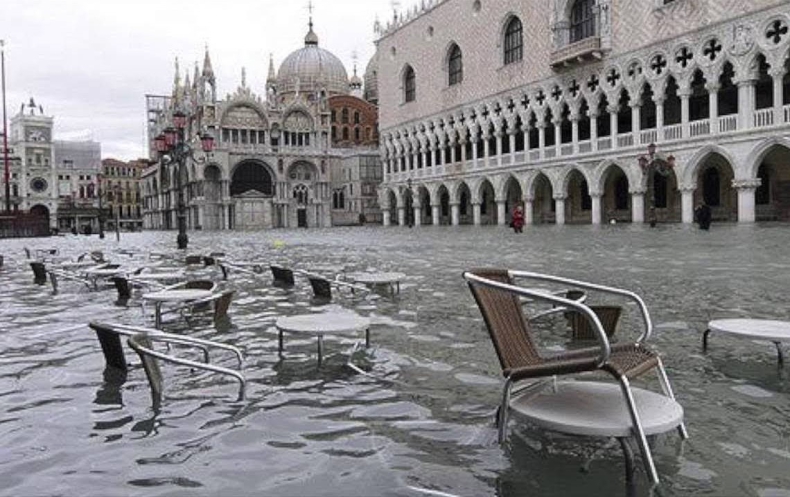 Po raz drugi system zapór uchronił Wenecję przed zalaniem - GospodarkaMorska.pl