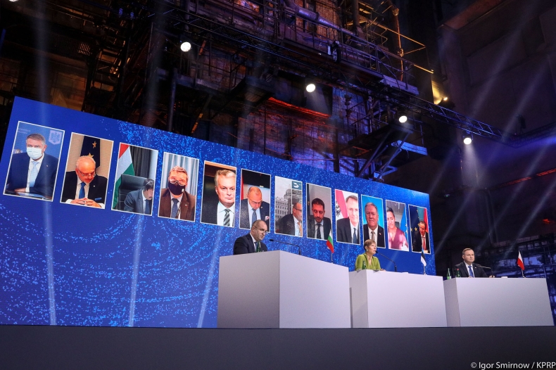 Fundusz Trójmorza do końca roku powinien dysponować 1 mld euro - GospodarkaMorska.pl