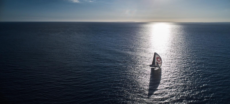 Jacht I love Poland na mecie regat wokół Sycylii - GospodarkaMorska.pl